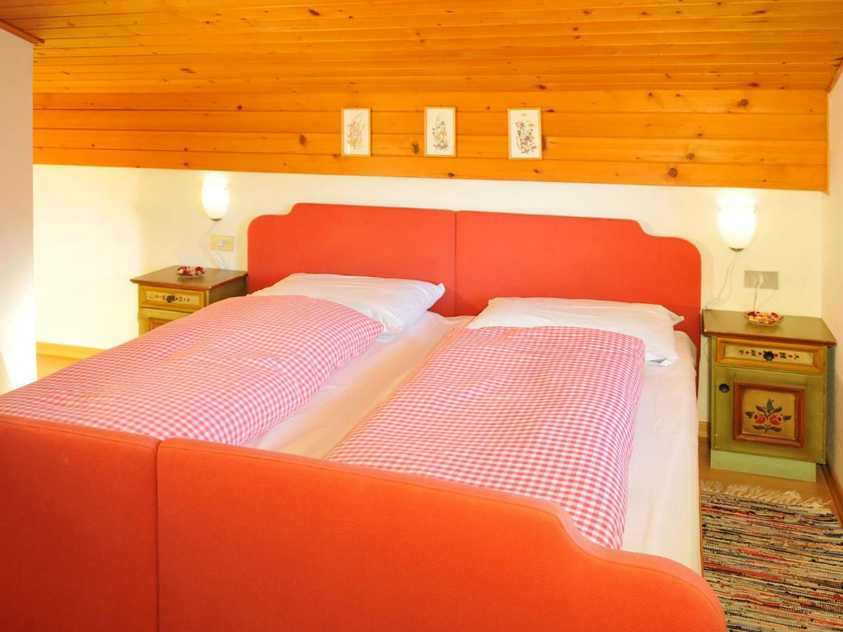 Haus Gilli Hotel Lagundo Eksteriør billede